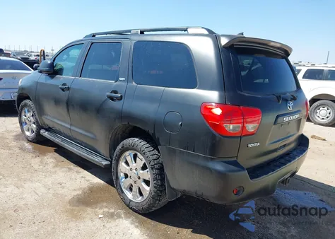 2010 Toyota Sequoia Sr5 4.6L V8 from USA, damaged, VIN 5TDZM5G14AS001495